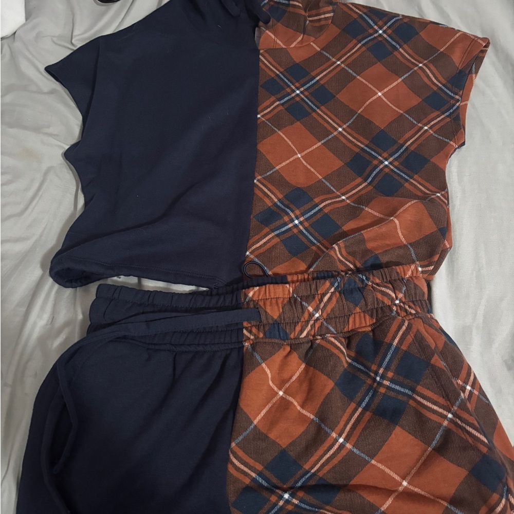 No Boundaries Navy and Plaid Women Shorts Set